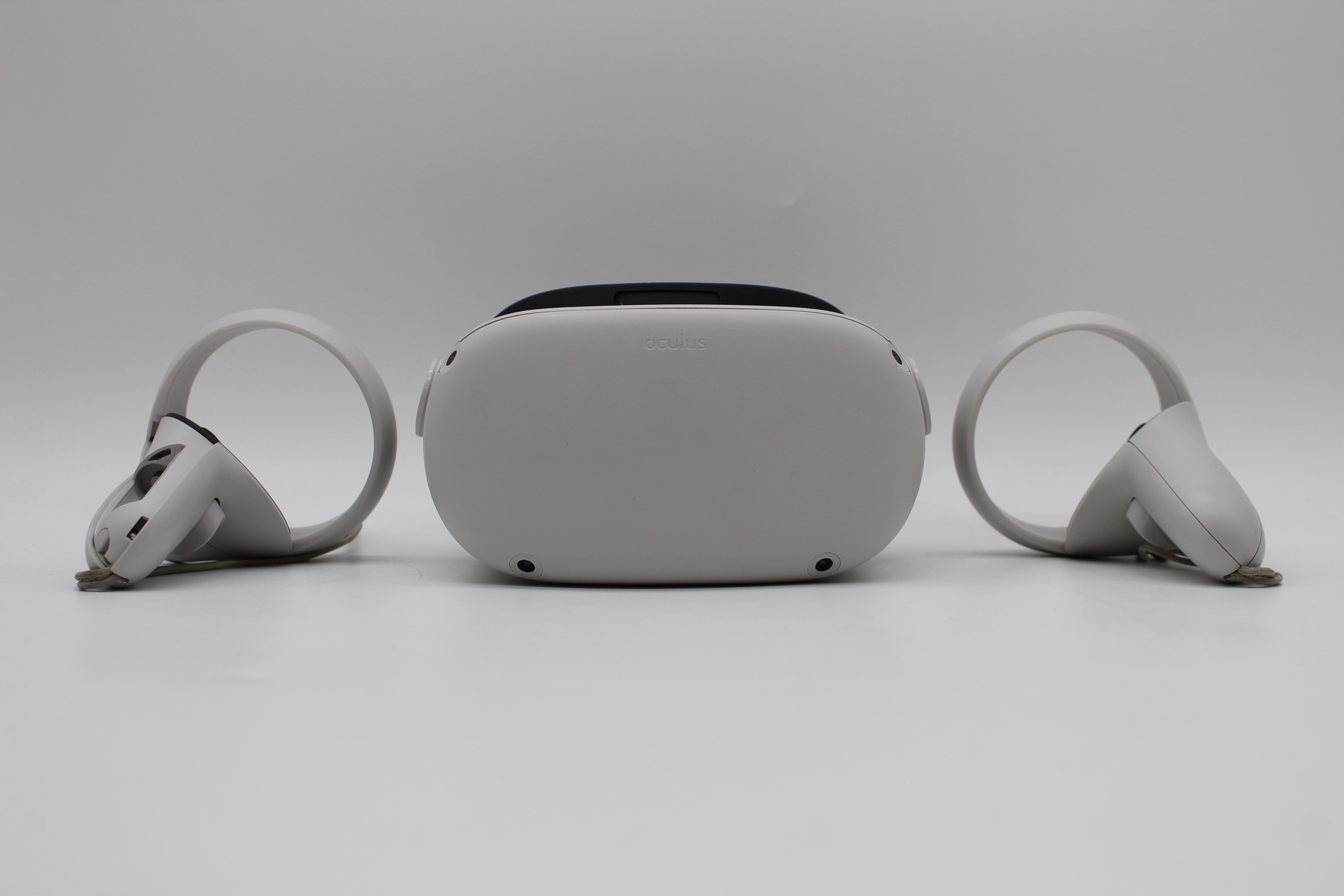 Oculus Quest 2 Virtual Reality Headset Bundle 256GB PC1688482 | eBay